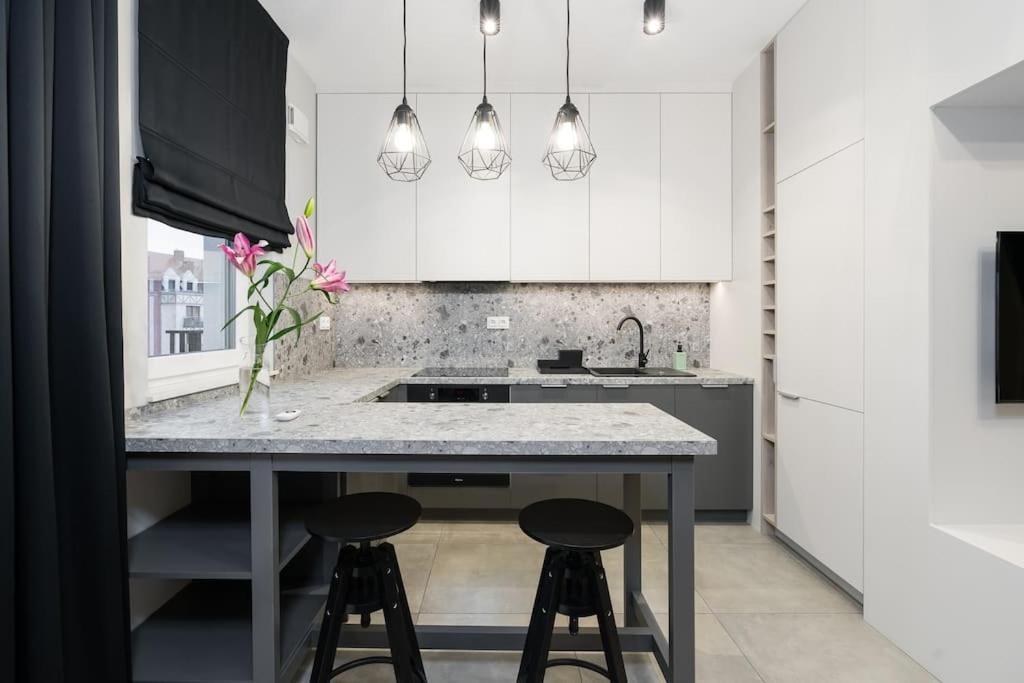 Апартаменти Nowoczesne Studio Przy Warcie Познань Екстер'єр фото