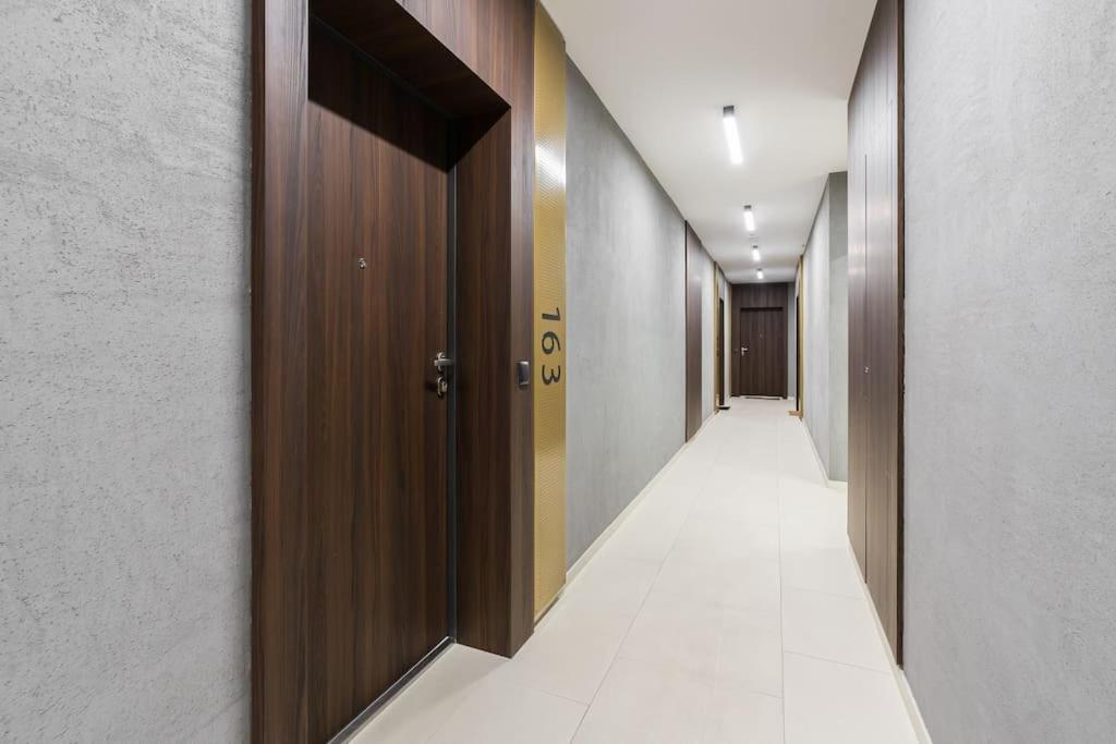 Апартаменти Nowoczesne Studio Przy Warcie Познань Екстер'єр фото